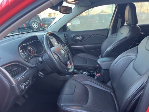 Used 2021 Jeep Cherokee Latitude Lux image 7