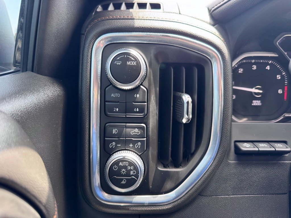 Used 2022 GMC Sierra 1500 AT4 w/ AT4 Premium Package AWD/4WD image 35