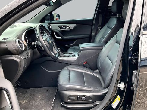 Used 2020 Chevrolet Blazer LT w/ Redline Edition FWD image 8