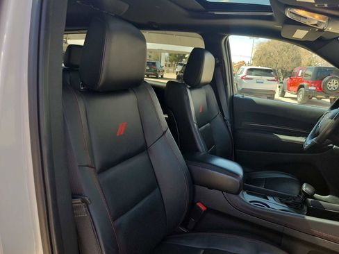 Used 2024 Dodge Durango GT image 18