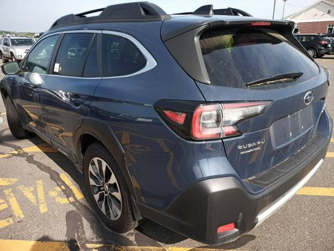Used 2023 Subaru Outback Limited XT AWD/4WD image 2