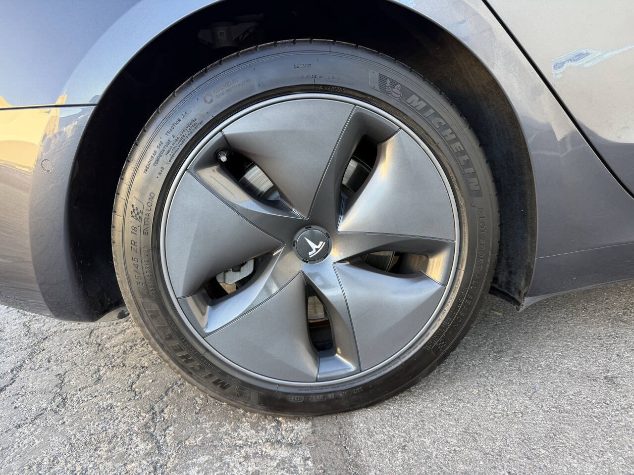 Used 2019 Tesla Model 3 Long Range AWD/4WD image 35