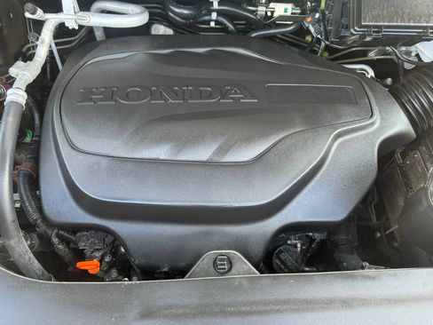 Certified 2024 Honda Passport TrailSport image 31