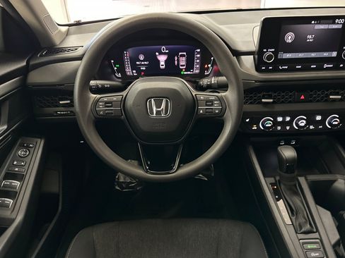 Used 2024 Honda Accord EX image 29