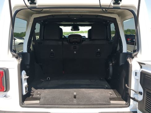 Certified 2022 Jeep Wrangler Unlimited Rubicon AWD/4WD image 11