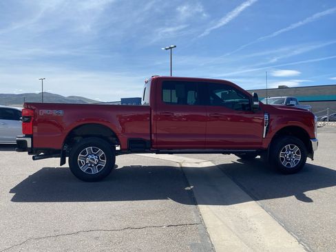 Used 2024 Ford F250 Lariat w/ FX4 Off-Road Package image 23