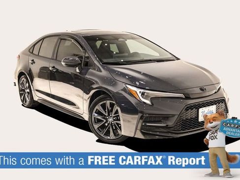 Used 2024 Toyota Corolla XSE image 2