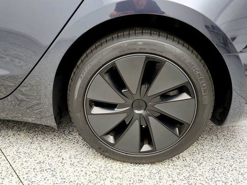 Used 2024 Tesla Model 3 RWD image 9