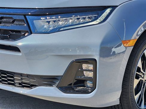 New 2026 Honda Odyssey Elite image 6
