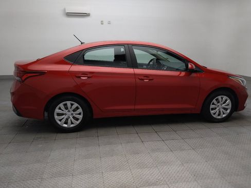 Used 2022 Hyundai Accent SE FWD image 10