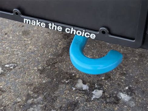 Used 2023 Jeep Wrangler Sahara w/ Cold Weather Group image 37