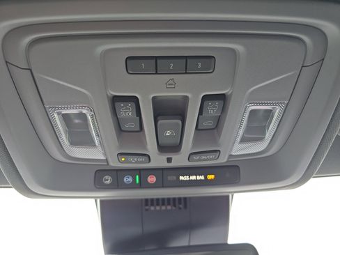 New 2026 GMC Sierra 1500 SLT image 34