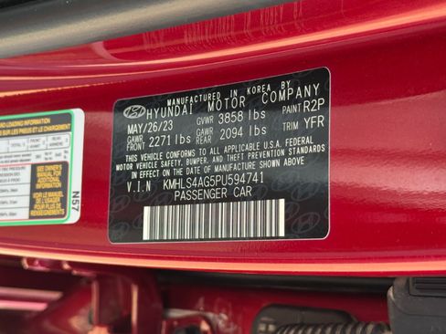 Used 2023 Hyundai Elantra SEL w/ Convenience Package image 40