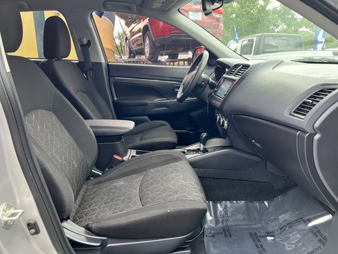 Used 2021 Mitsubishi Outlander Sport ES image 16