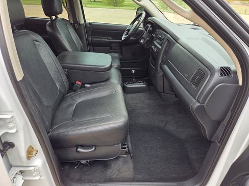 Used 2004 Dodge Ram 1500 Truck SLT w/ Quad Cab Big Horn Value Group AWD/4WD image 8