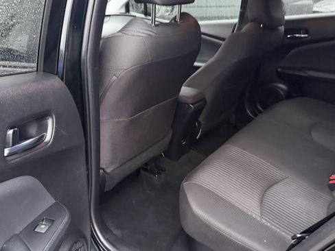 Used 2016 Toyota Prius Three w/ Advanced Technology Package image 26