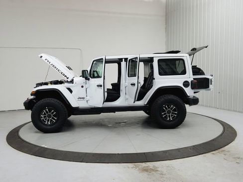 New 2026 Jeep Wrangler Unlimited Rubicon AWD/4WD image 12