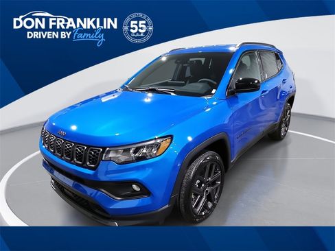 New 2026 Jeep Compass Latitude image 1