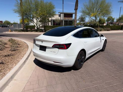 Used 2019 Tesla Model 3 Long Range image 3