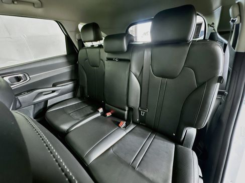 Certified 2024 Kia Sorento S AWD/4WD image 23