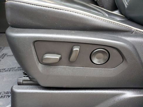 Used 2021 Chevrolet Tahoe Premier w/ Premium Package image 71