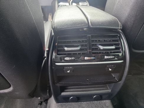 Used 2018 BMW M550i xDrive w/ Driving Assistance Package image 11