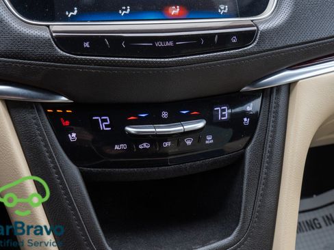 Used 2018 Cadillac XT5 Premium Luxury FWD image 22