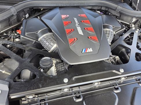 Certified 2025 BMW X6 M Competition w/ Executive Package image 18