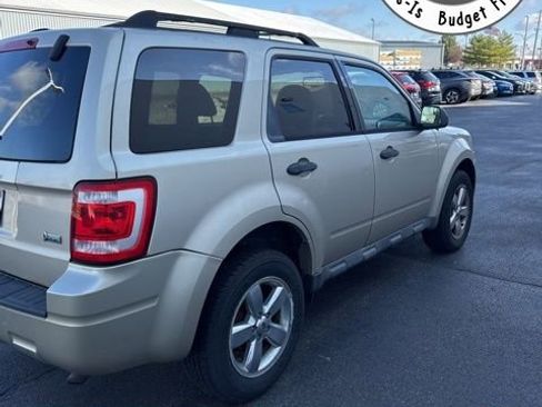 Used 2010 Ford Escape XLT image 15