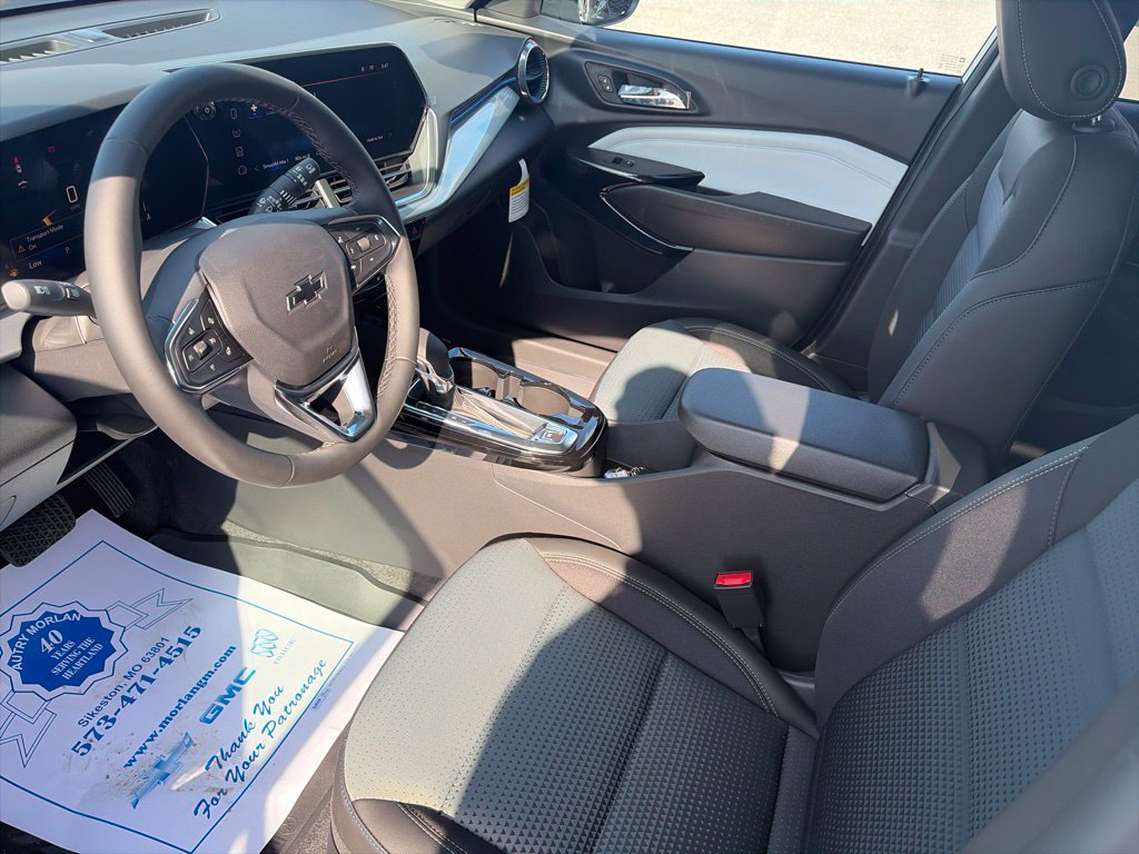 New 2026 Chevrolet Trax LT w/ Driver Confidence Package FWD image 16