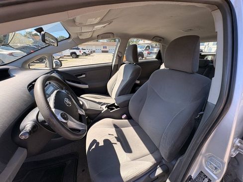 Used 2010 Toyota Prius Two FWD image 15