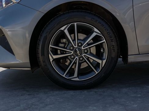 Used 2023 Kia Forte LXS FWD image 11