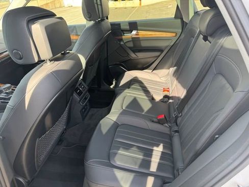 Used 2022 Audi Q5 2.0T Premium Plus AWD/4WD image 17