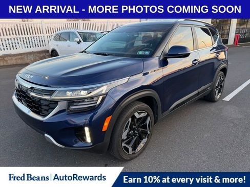 Used 2024 Kia Seltos SX w/ SX Sunroof Package image 3