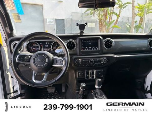 Used 2019 Jeep Wrangler Unlimited Sahara AWD/4WD image 14