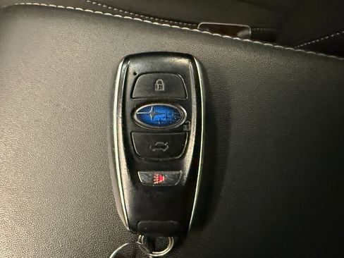 Used 2016 Subaru Legacy 2.5i Limited image 16