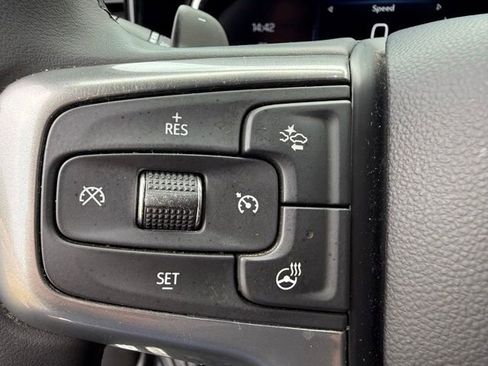 Used 2025 Chevrolet Silverado 1500 LT AWD/4WD image 14