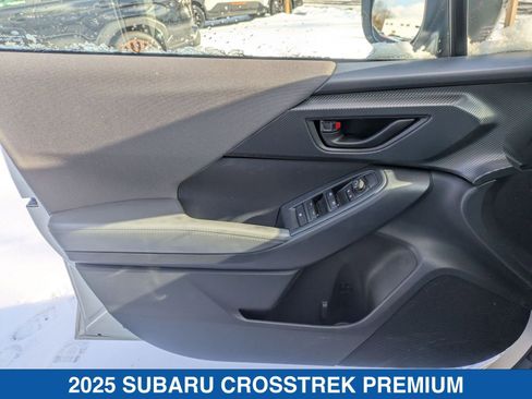 Certified 2025 Subaru Crosstrek 2.0i Premium image 12