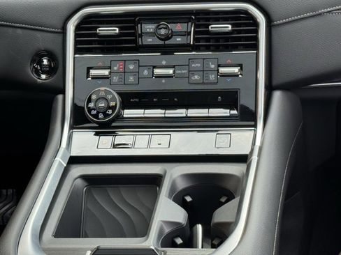 New 2026 Nissan Armada Platinum image 22