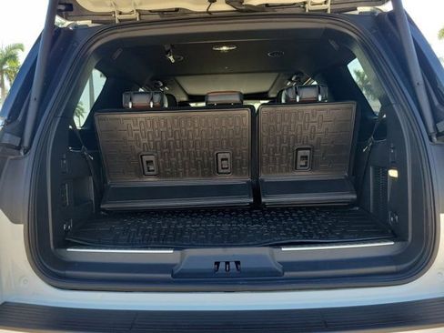 Used 2024 Lincoln Navigator Reserve AWD/4WD image 12