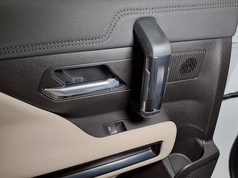 Used 2026 GMC Hummer EV SUV image 14