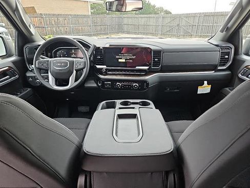 New 2026 GMC Sierra 1500 Elevation image 12