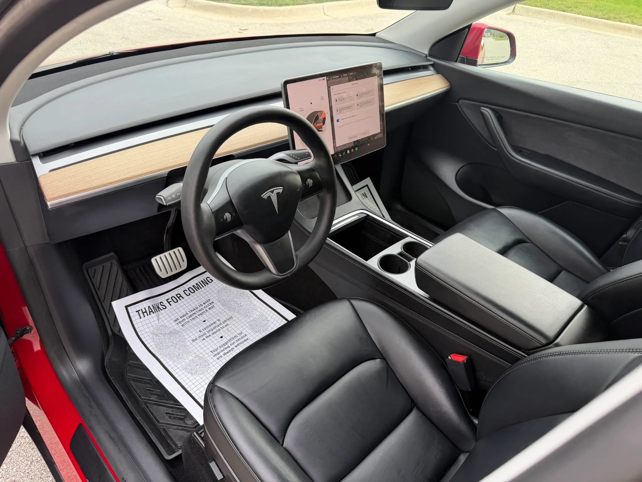 Used 2022 Tesla Model Y Performance AWD/4WD image 11