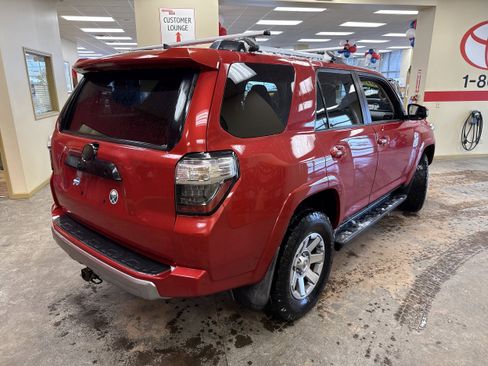 Used 2015 Toyota 4Runner Trail image 9