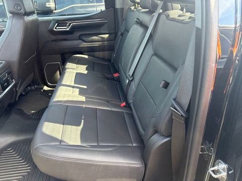 Used 2023 Chevrolet Silverado 1500 LTZ w/ Technology Package AWD/4WD image 9