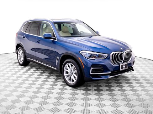 Used 2022 BMW X5 xDrive40i w/ Executive Package AWD/4WD image 9