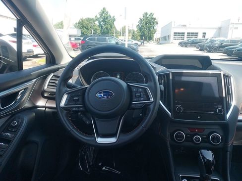 Used 2022 Subaru Crosstrek 2.5i Limited w/ Moonroof Package 2 AWD/4WD image 10
