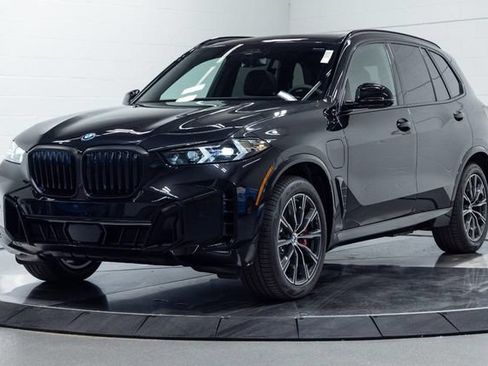New 2026 BMW X5 xDrive50e w/ Executive Package AWD/4WD image 8