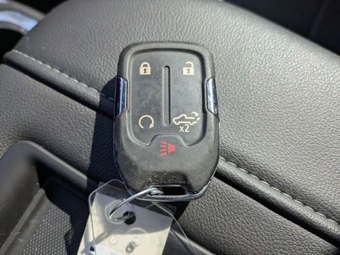 Used 2020 GMC Sierra 1500 SLT image 31