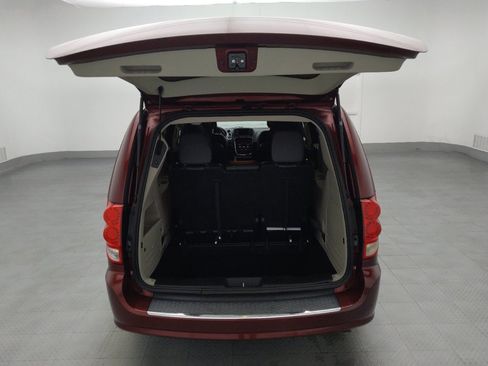 Used 2018 Dodge Grand Caravan SXT FWD image 29
